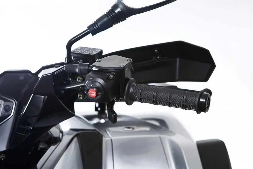 Kymco MXU 700i - 6